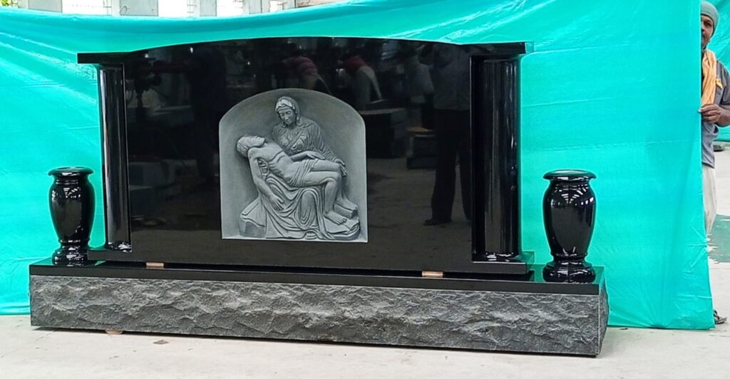 Absolute Black Granite Headstone Monument Absolute Black Granite Headstone Monument