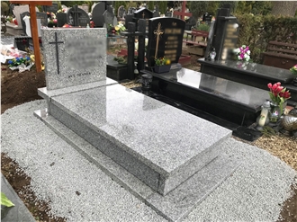 Custom Granite Monuments for Polish Cemeteries – Trends in 2025