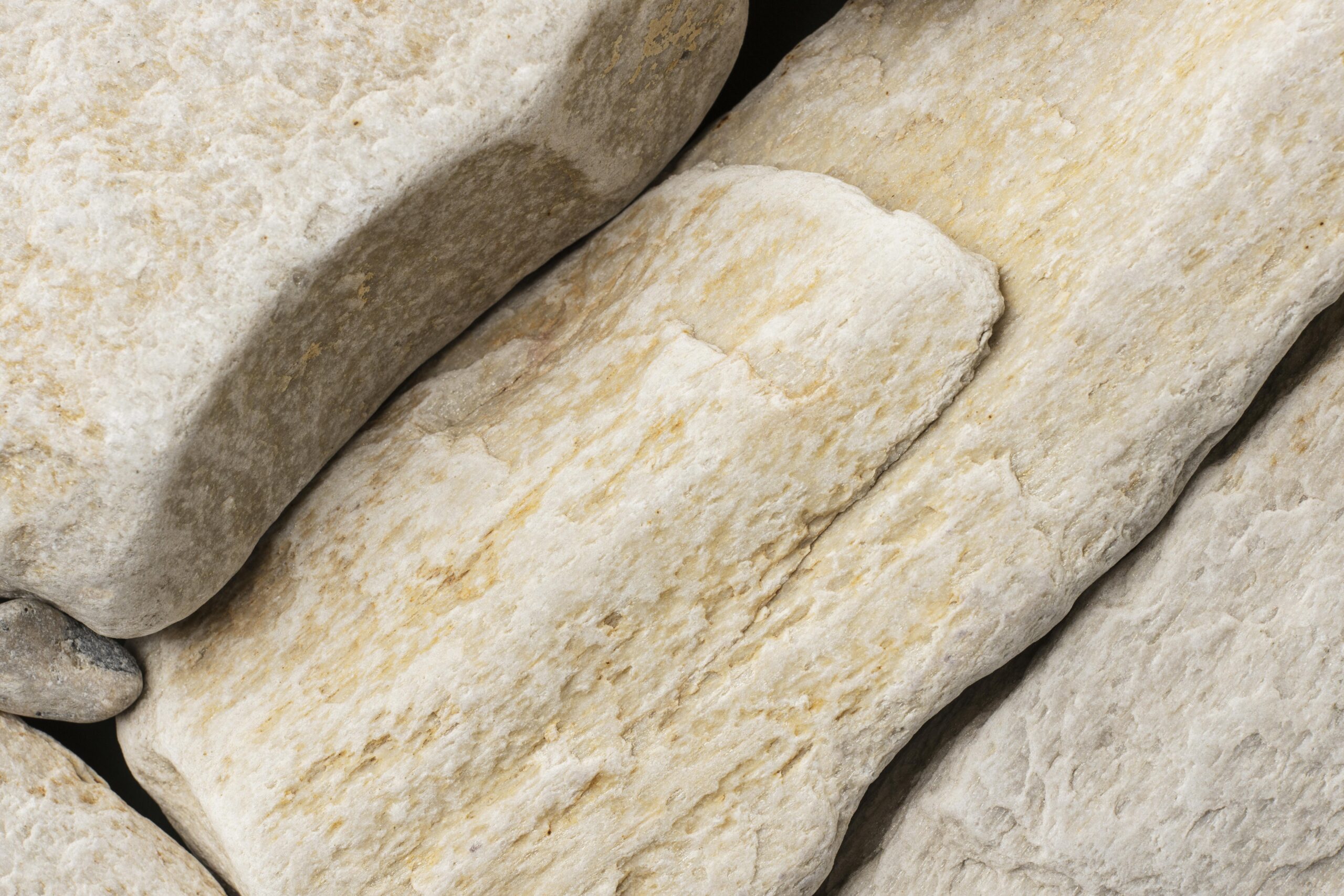 Best Natural Stones for Gangsaw Slabs in Europe: Granite, Marble & Sandstone