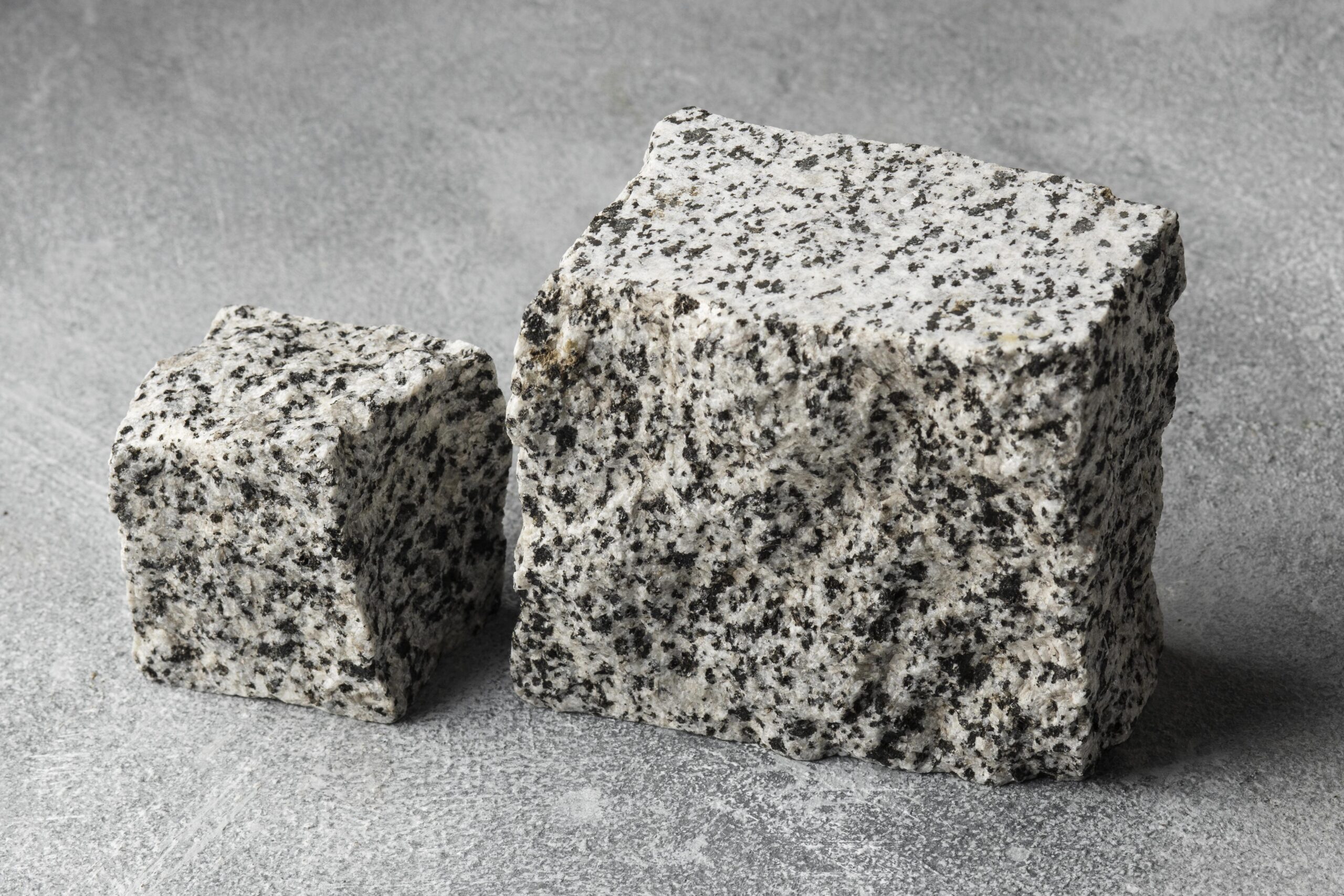 Best Natural Stones for Gangsaw Slabs in Europe: Granite, Marble & Sandstone