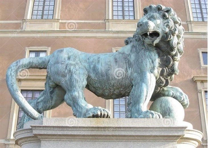 Natural Stone Monuments in Europe: Why Durability Matters for Public Spaces