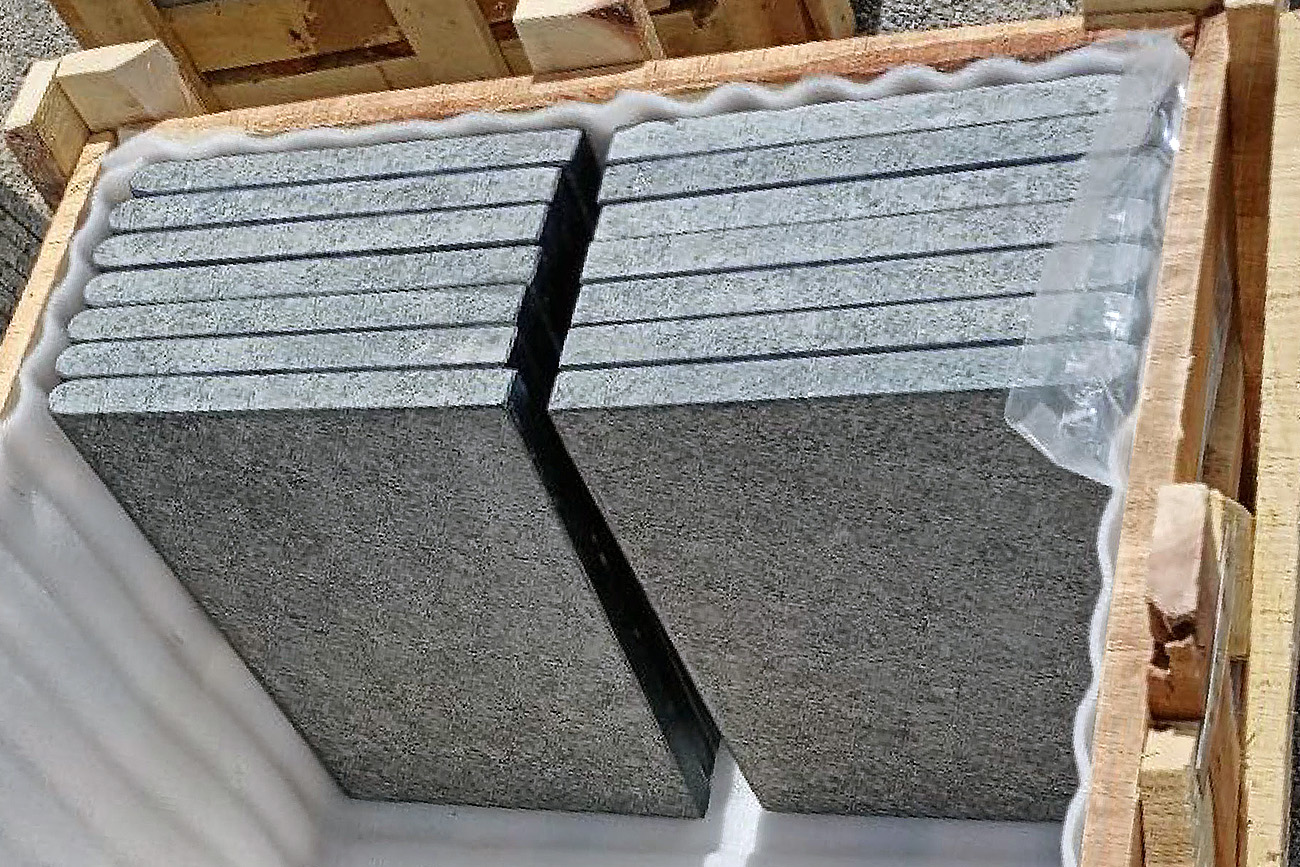How Granite Slabs Are Packed for Export