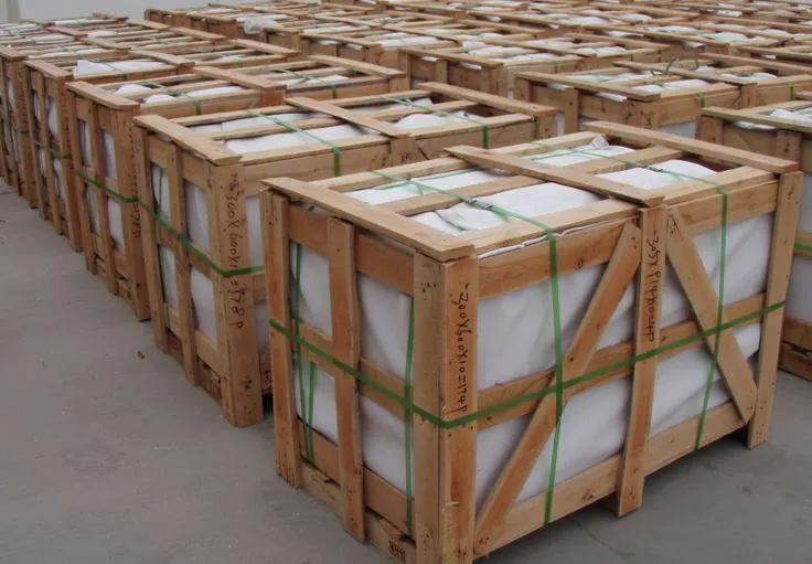 Granite loading with protective padding